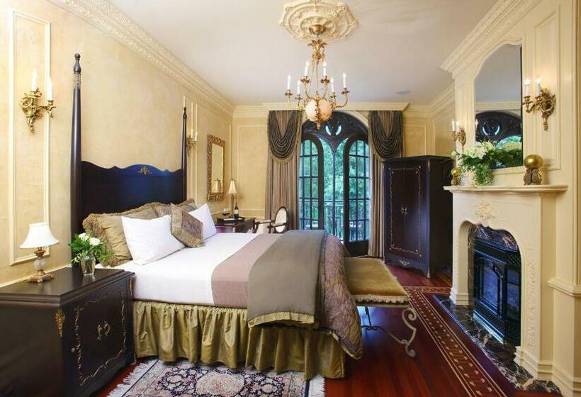 キングサイズベッドのスタンダードルーム, Ledson Hotel & Zina Lounge