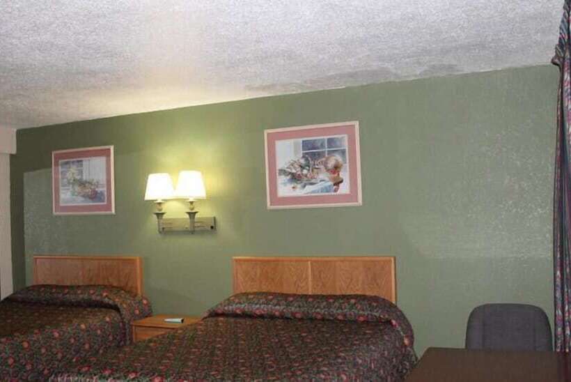 ２ダブルベッドのスタンダードルーム, American Motor Inn   Rock Island