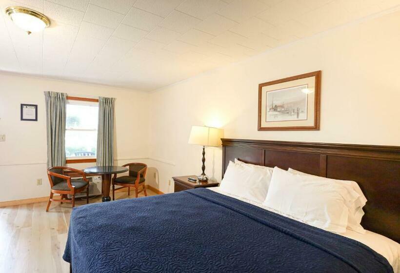 Студио Стандарт Кровать Кинг, Chatham Travel Lodge