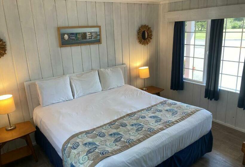 带大床的标准间, Tillicum Beach Motel   Formerly Deane S Oceanfront Lodge