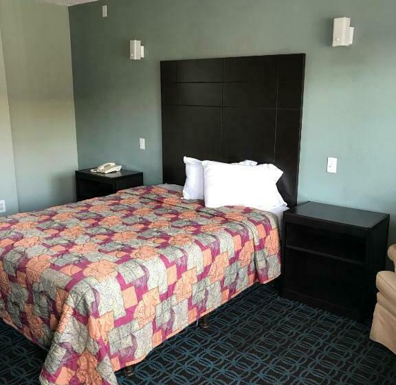 חדר סטנדרט עם מיטת קינג, Economy Inn
