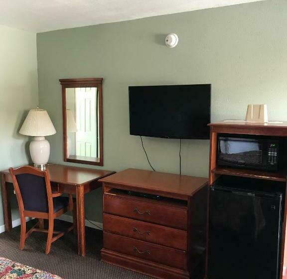 חדר סטנדרט עם מיטת קינג, Economy Inn