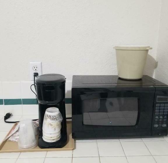 غرفة قياسية, Economy Inn Paso Robles
