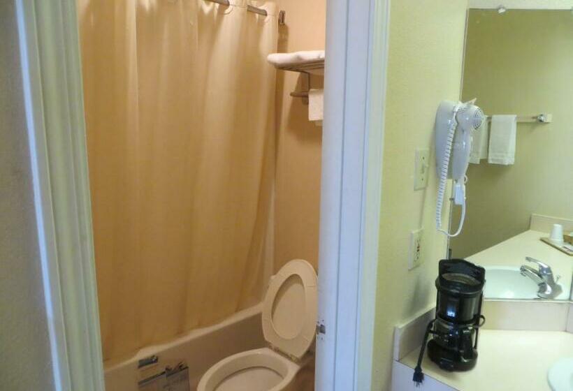 إستوديو قياسى سرير كينج, Pleasanton Executive Inn