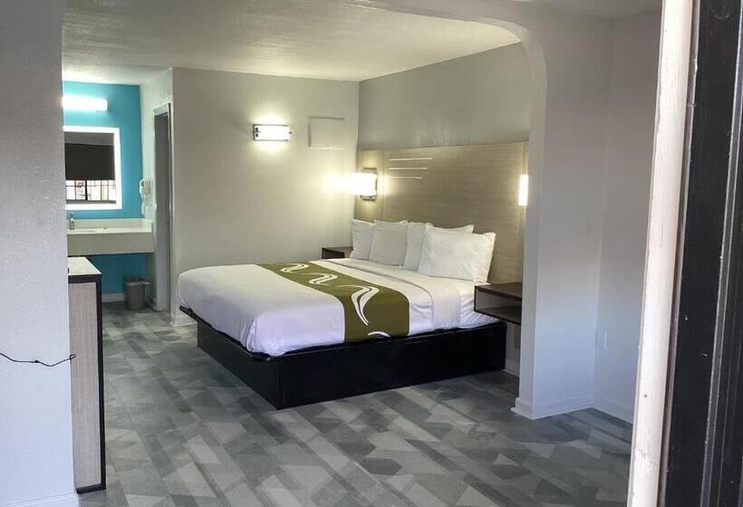 إستوديو قياسى سرير كينج, Pleasanton Executive Inn