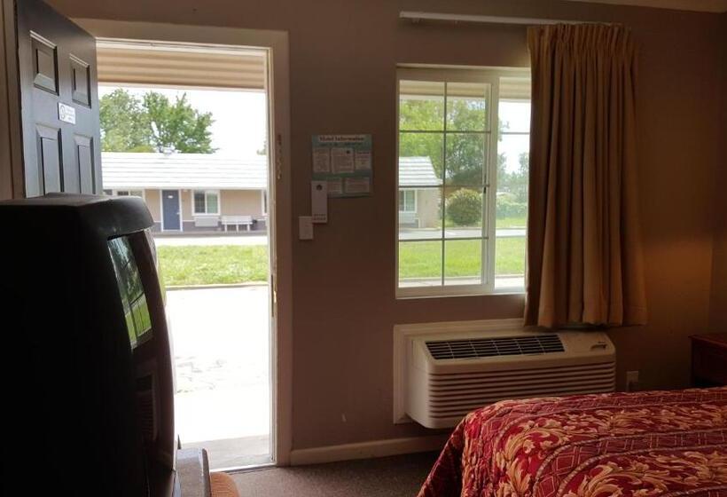 디럭스 룸, Pacific Motel