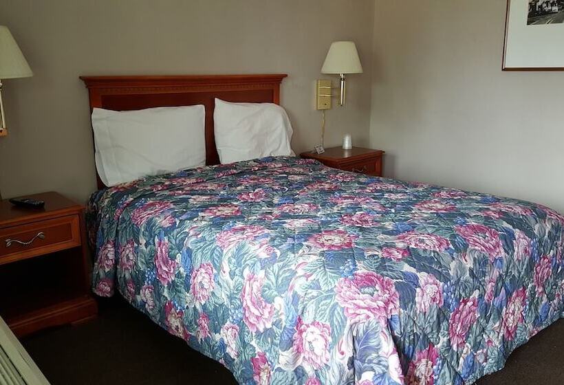 패밀리 룸, Pacific Motel