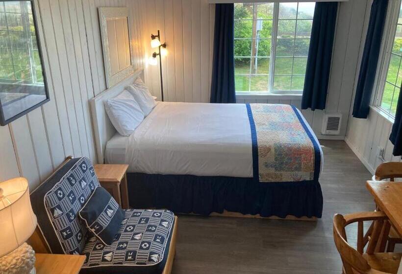 家庭套房, Tillicum Beach Motel   Formerly Deane S Oceanfront Lodge