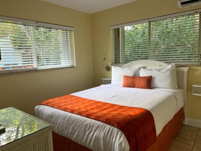 חדר סטנדרט נוף לים, Bay Harbor Lodge