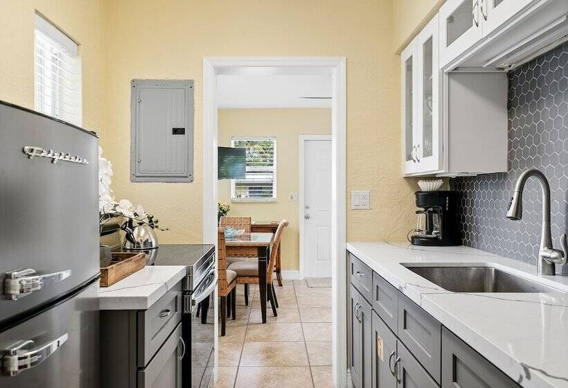 Дом 1 Спальня, Bay Harbor Lodge