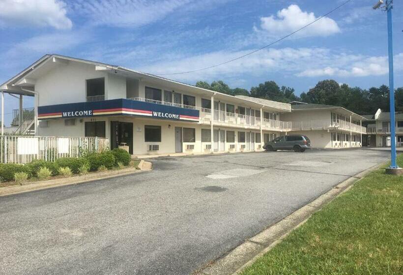 标准间, Travel Inn