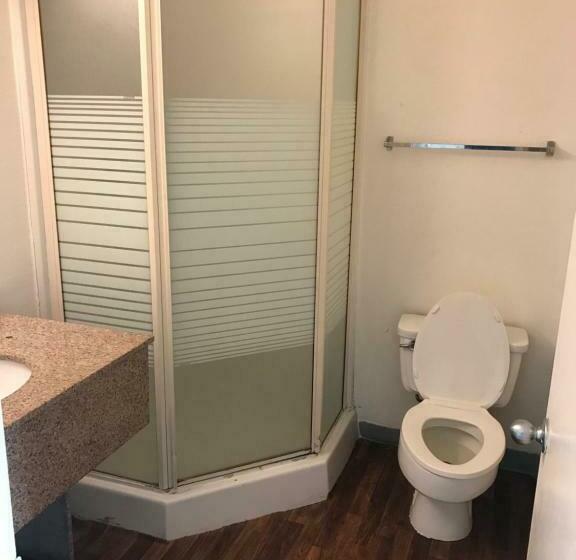 Номер Стандарт 2 Двуспальные Кровати, Travel Inn