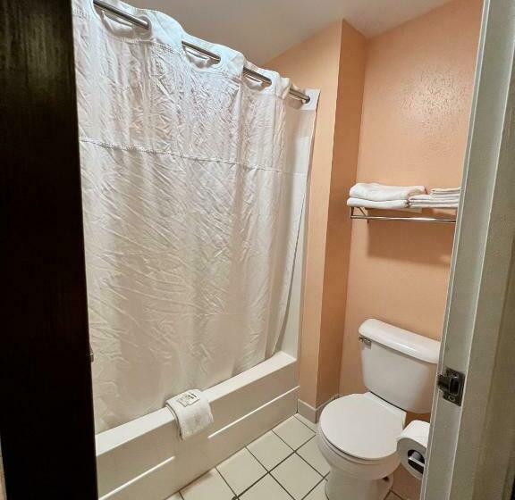 חדר סטנדרט עם מיטת קינג, Fairbridge Inn Express Mount Vernon