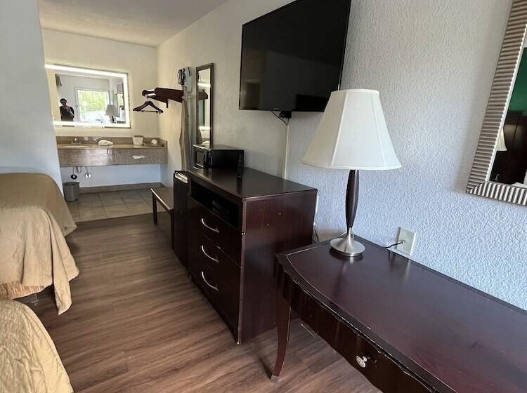 2ダブルベッドのスタンダードルーム, Pinetree Inn