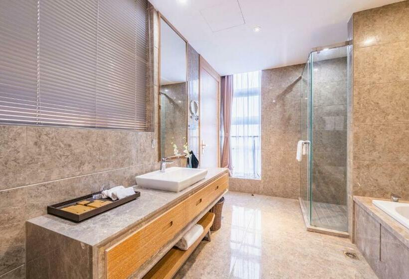Номер Deluxe Кровать Кинг, Novotel Huashan