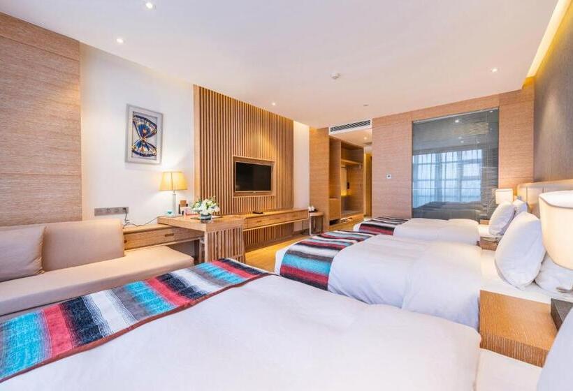 Номер Стандарт Трехместный, Novotel Huashan