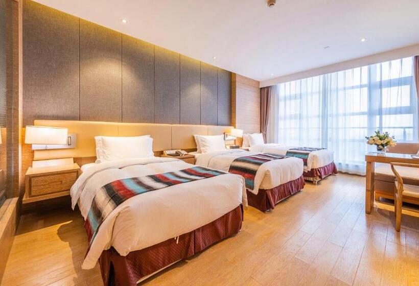 Номер Стандарт Трехместный, Novotel Huashan