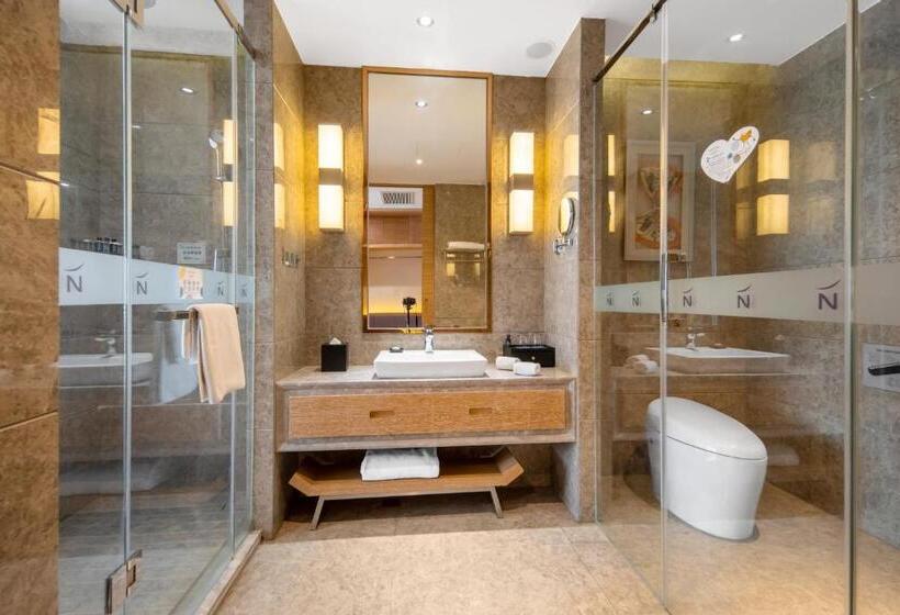 غرفة سوبيريور سرير كينج, Novotel Huashan