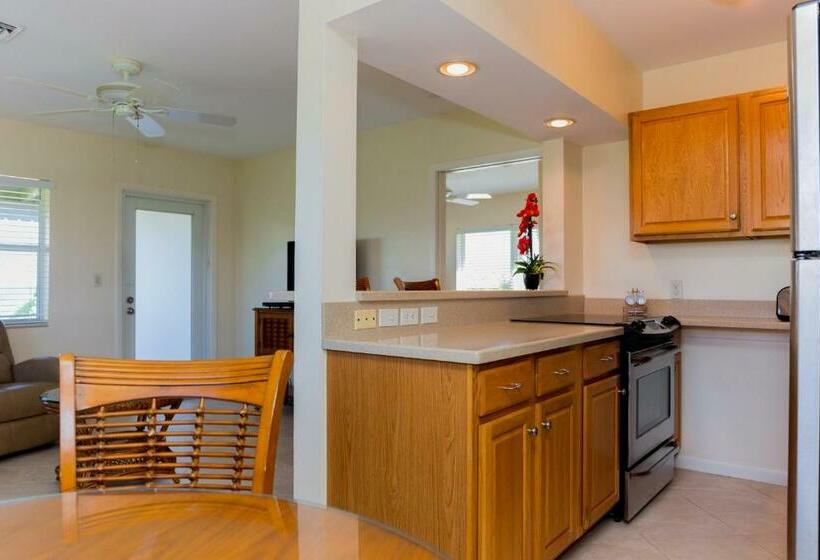 ‫فيلا غرفة نوم واحدة, Royal Flamingo Villas