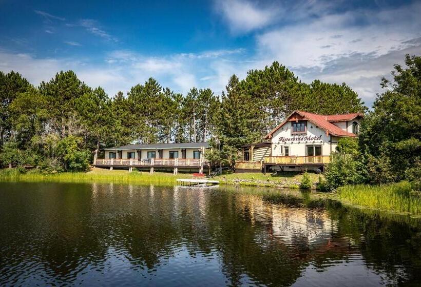 Номер Стандарт, Riverside Motel