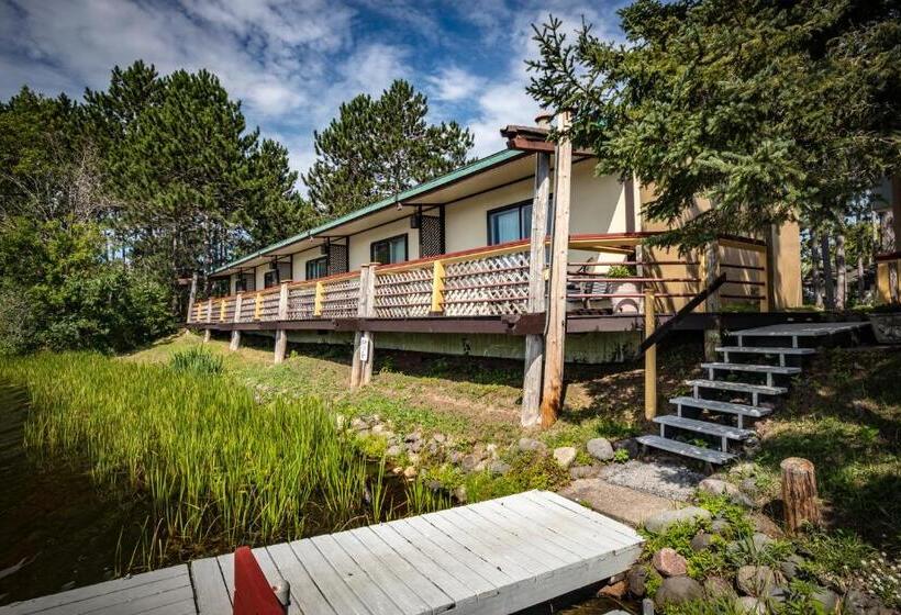 غرفة قياسية, Riverside Motel