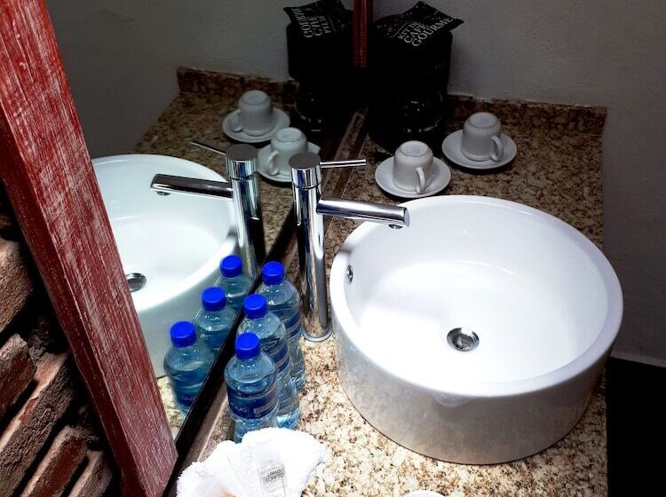 جناح, Boutique Posada Xvii