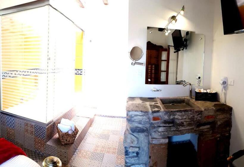 جناح عائلي, Boutique Posada Xvii