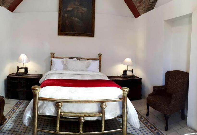 جناح عائلي, Boutique Posada Xvii