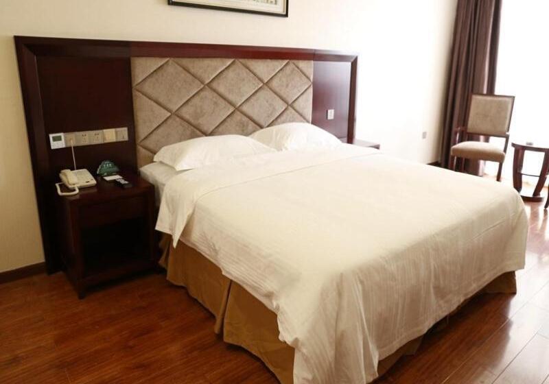 Номер Стандарт, Greentree Inn Sichuan Chengdu Airport Road Zhujiang Road Express