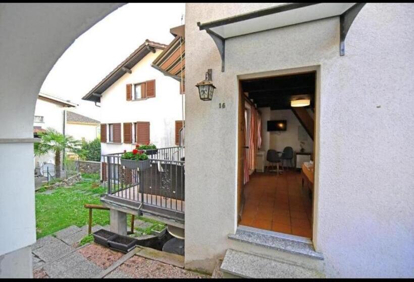 家庭间, Pensione Serena