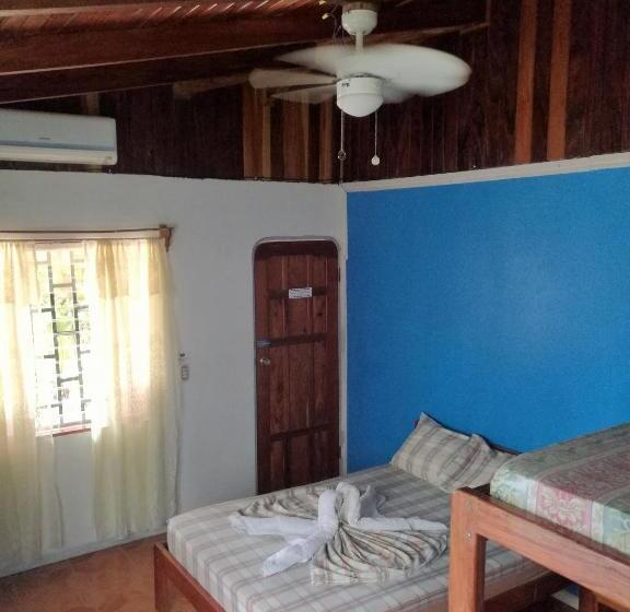 اتاق استاندارد, Corcovado Wild Hostel