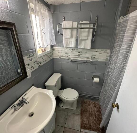 Номер Стандарт Вид на Бассейн, Old Orchard Beach Motel