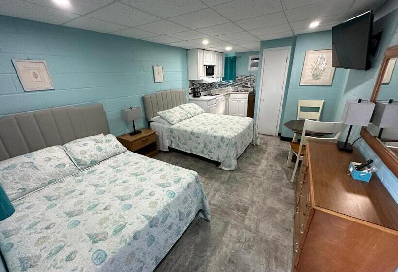 Номер Стандарт Вид на Бассейн, Old Orchard Beach Motel