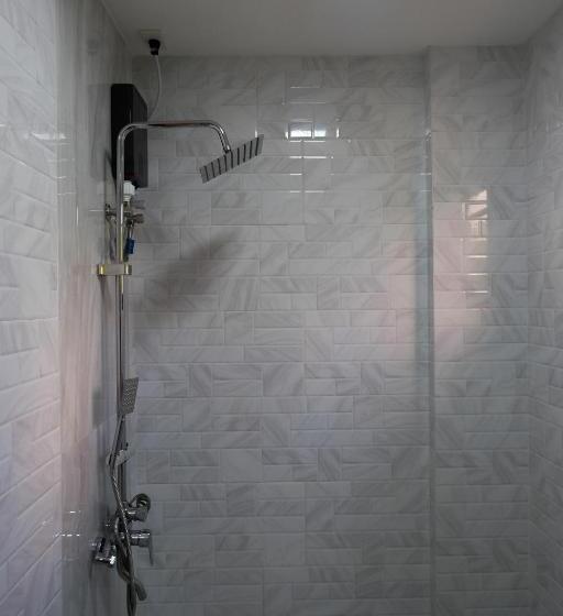 اتاق لوکس خانوادگی, Hangout Haven Siargao Homestay