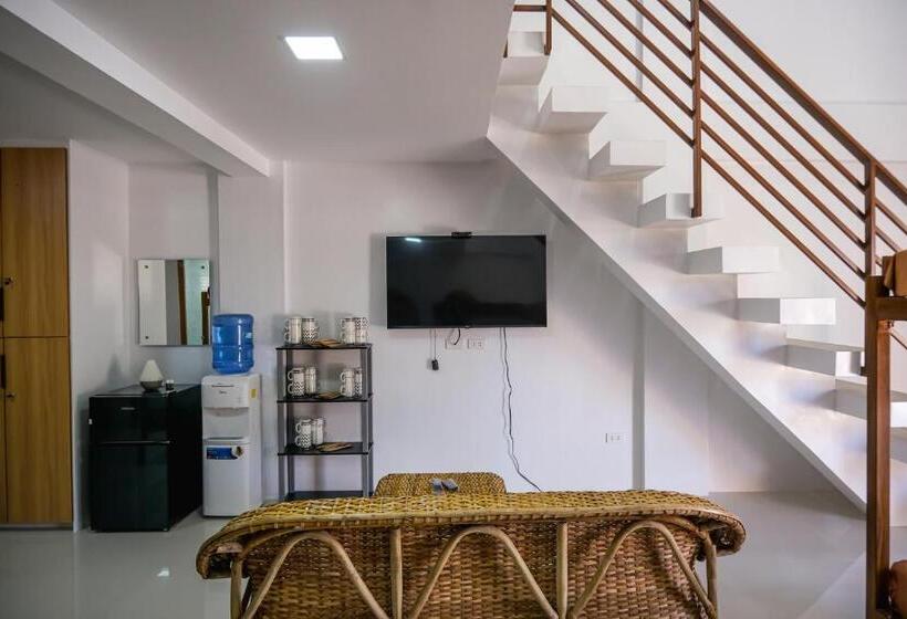 سوییت خانوادگی, Hangout Haven Siargao Homestay