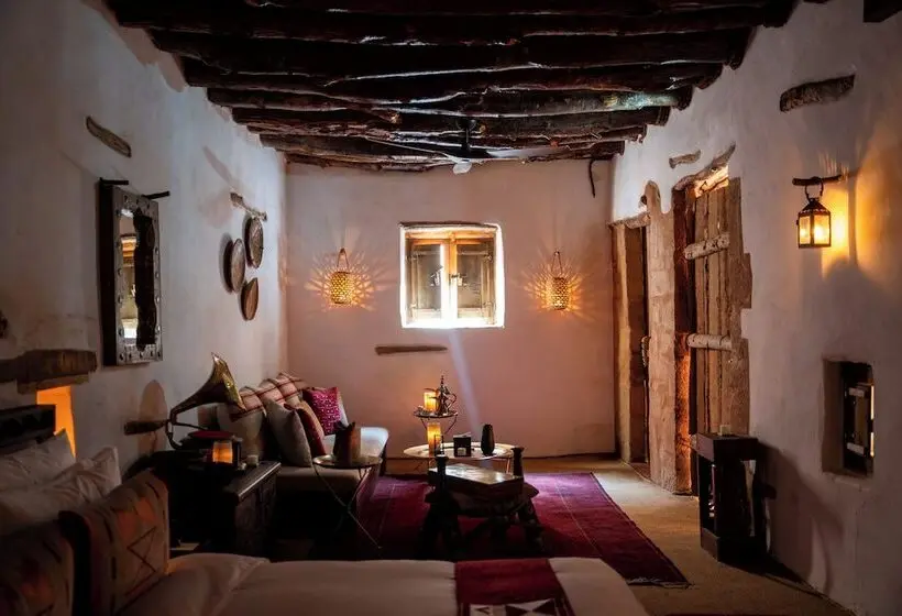 اتاق راحتی, Dar Tantora The House