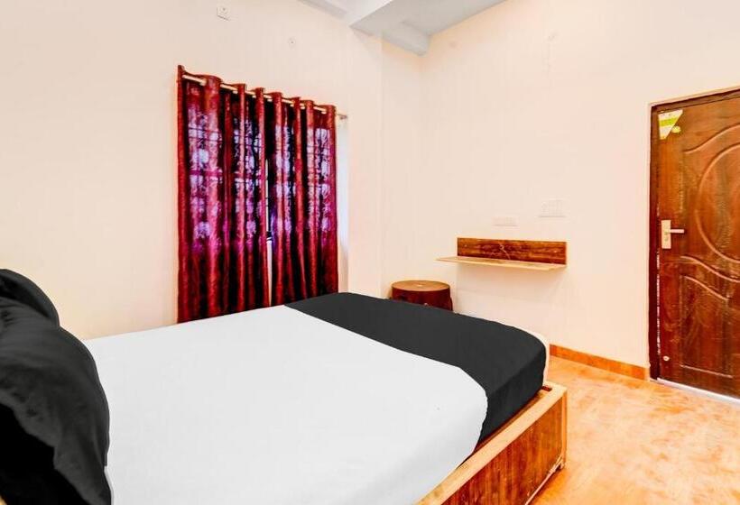 트리플 클래식 룸, Spot On 82596 R2