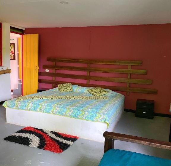 샬레, Finca Hotel Tierra Grata