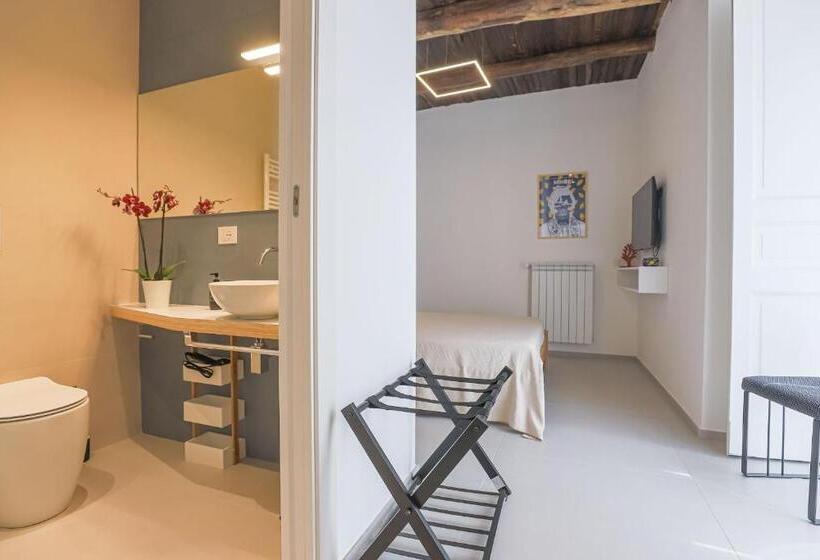 اتاق استاندارد, Desiderio Guest House