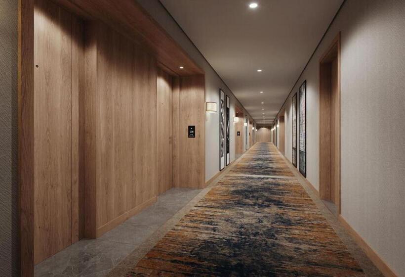 اتاق لوکس, Millennium Al Masar