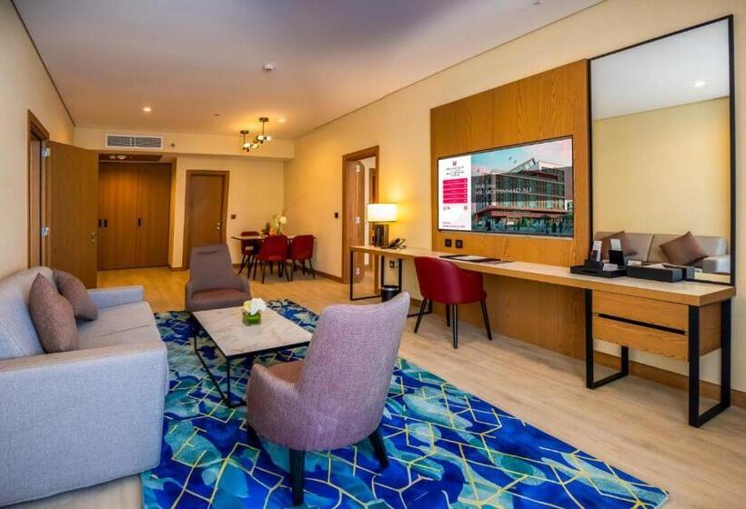 سوییت اجرایی, Millennium Al Masar