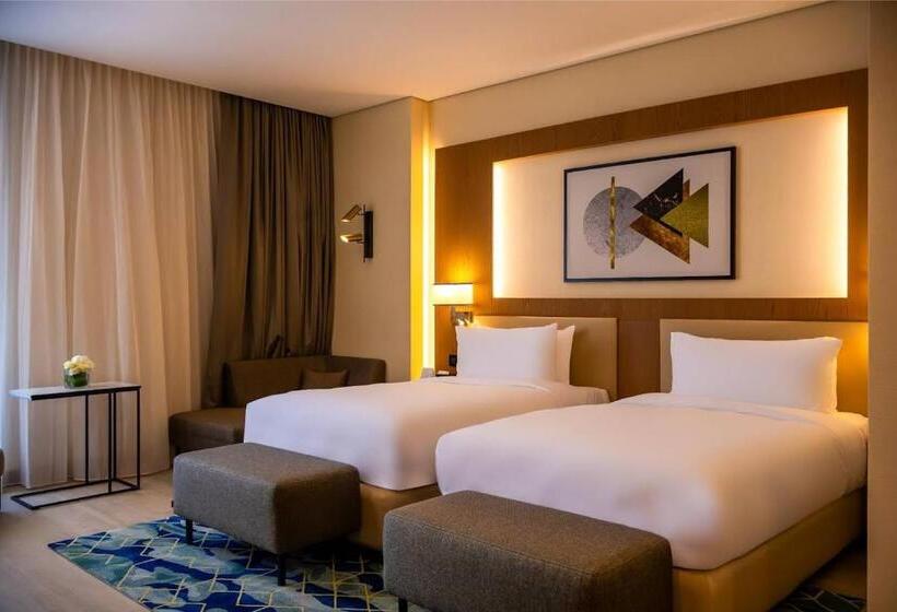 اتاق اجرایی یک تخته, Millennium Al Masar