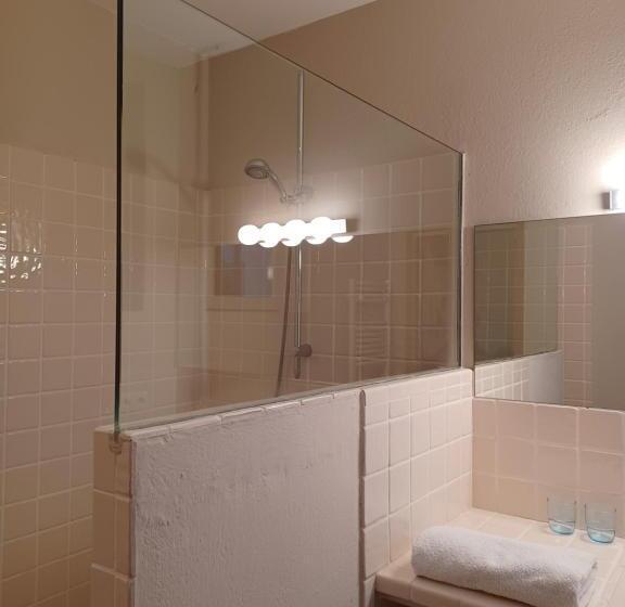 스탠다드 룸, La Fond De Mière