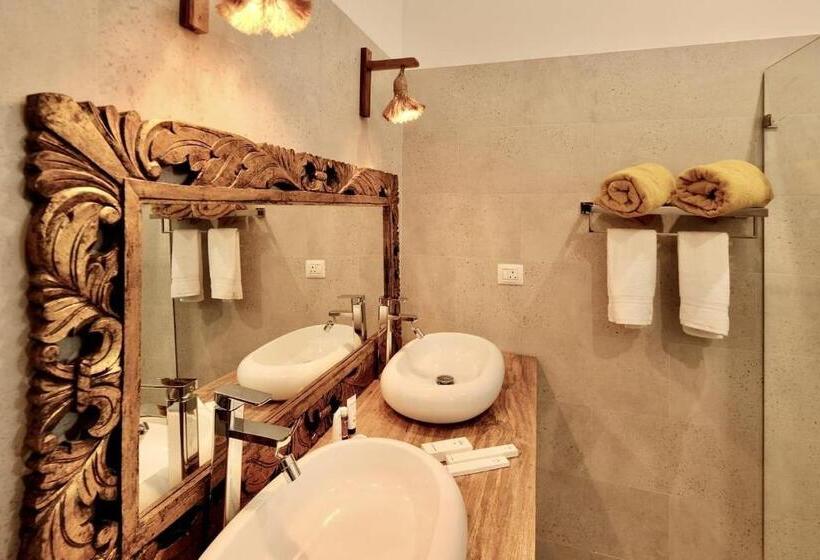 فيلا غرفة نوم واحدة مطلّة علي البحر, Maharaja Boutique Hotel Zanzibar