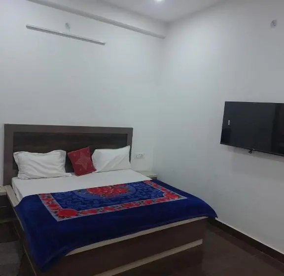 デラックスルーム, Saritashray Seva Dham