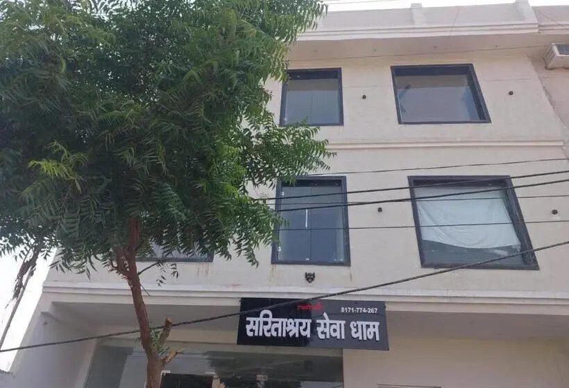 デラックスルーム, Saritashray Seva Dham