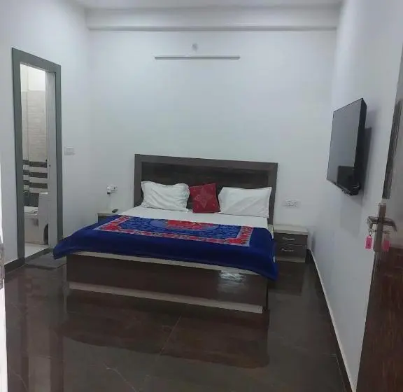 デラックスルーム, Saritashray Seva Dham