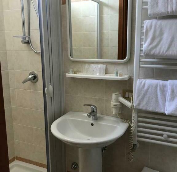 스탠다드 룸, Cristal