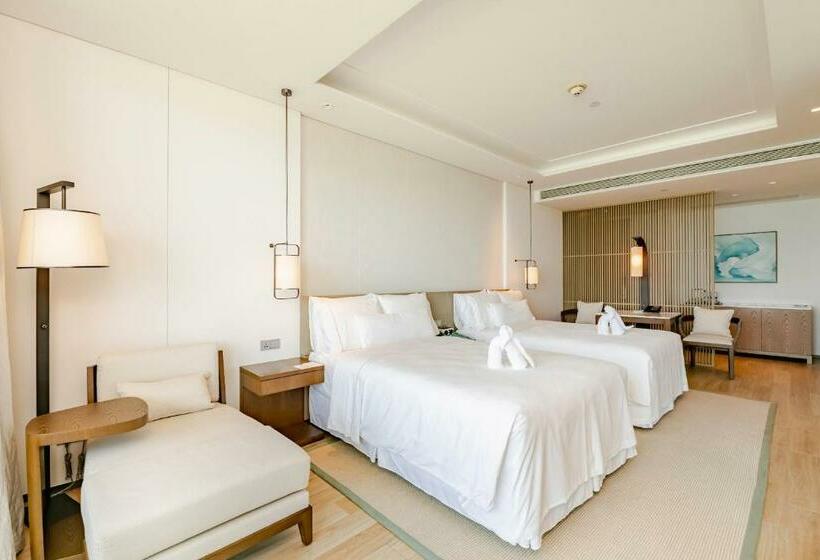 Номер Deluxe Кровать Кинг, The Westin Blue Bay Resort & Spa