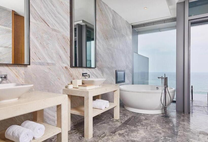 جناح, The Westin Blue Bay Resort & Spa